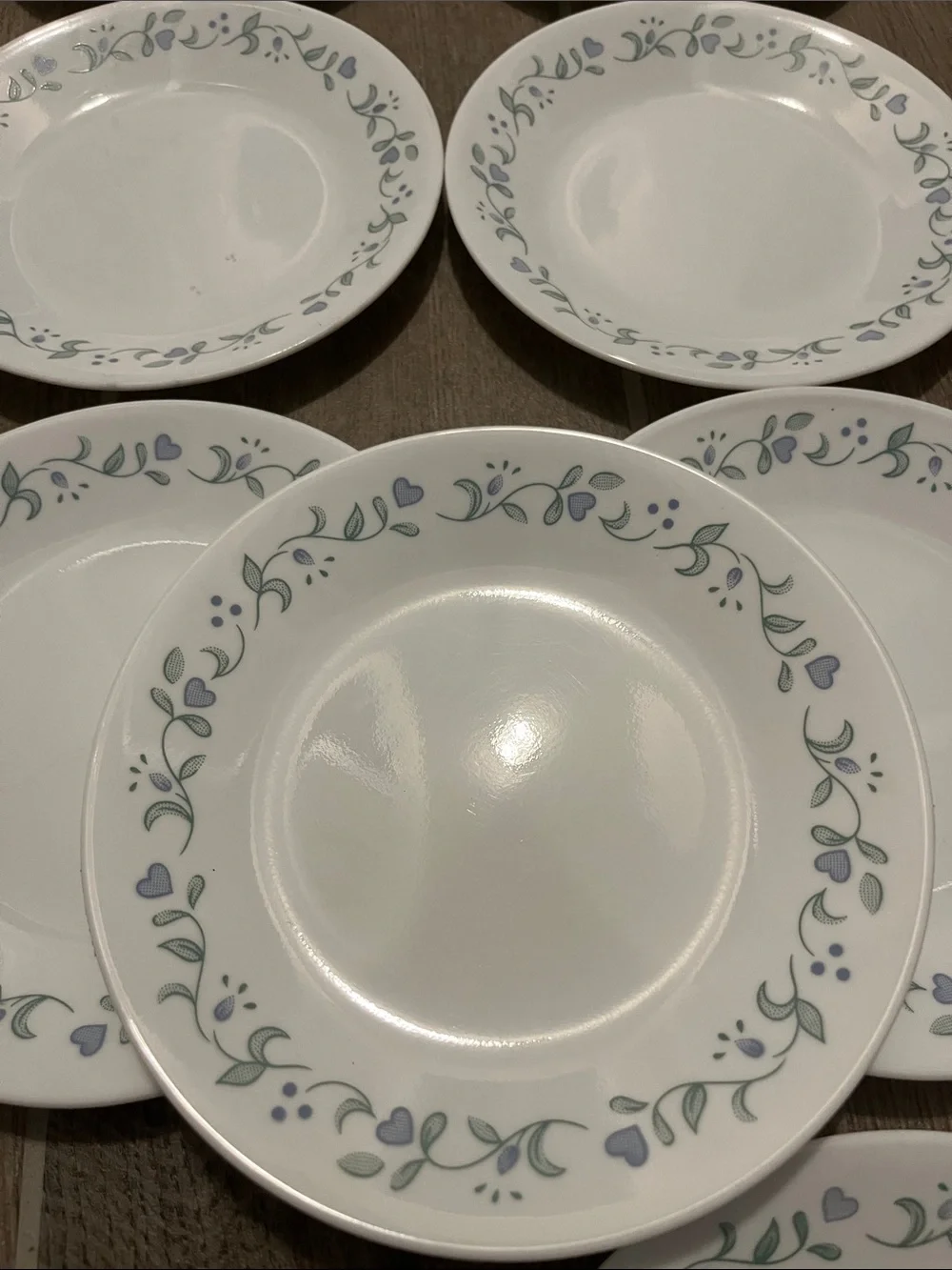 Corelle Country Cottage Plates set 8 appetizer dessert salad 6.75” hearts vines